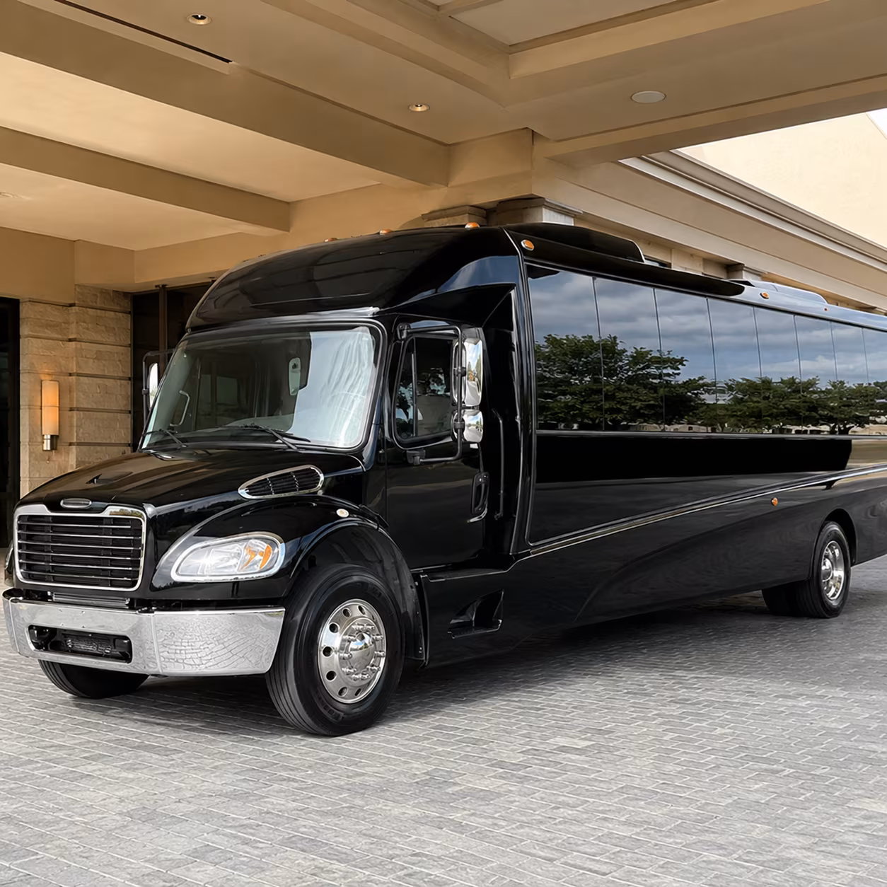 hotel shuttles for conferences and business travel