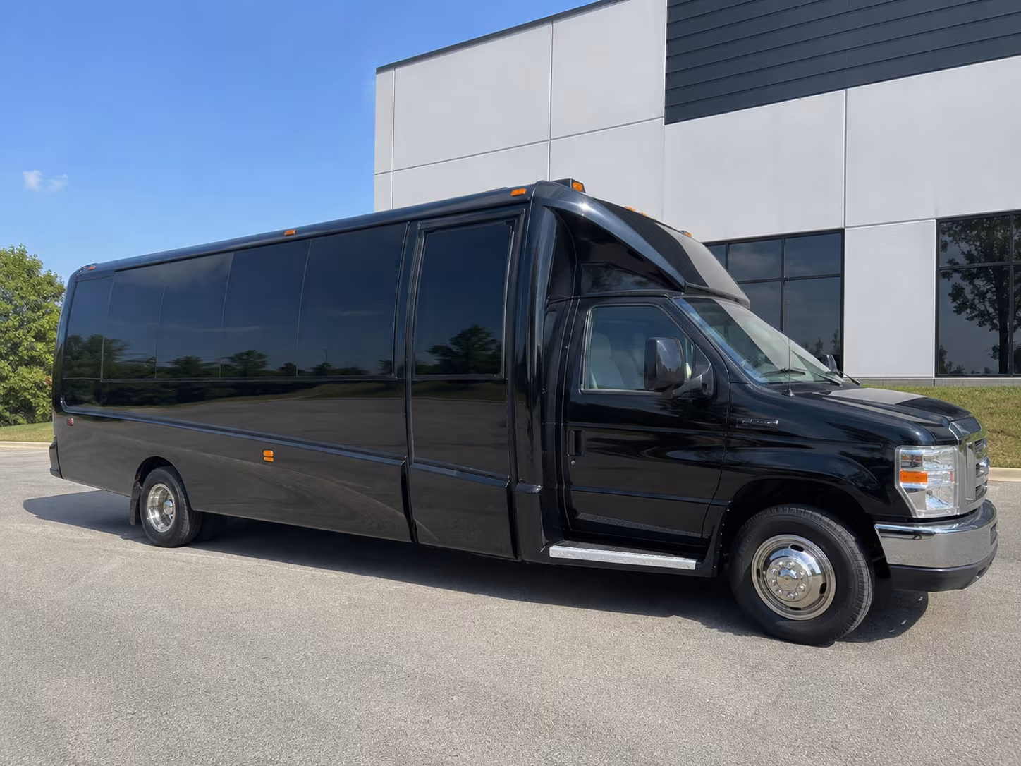 why book winery and brewery tours through spokaneshuttlebusrentals com